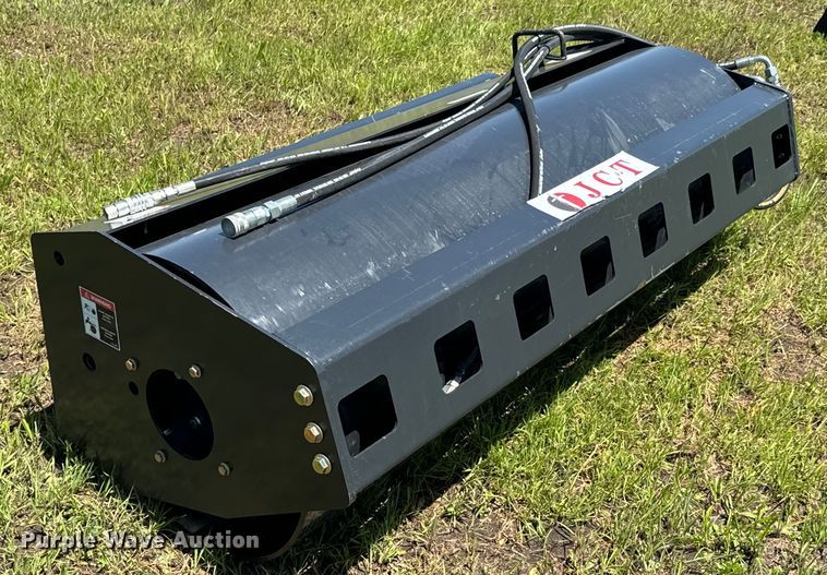 image for item DX0496 JCT skid steer roller