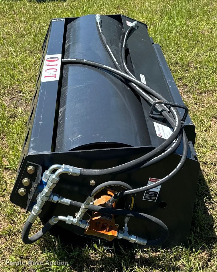 image for item DX0496 JCT skid steer roller