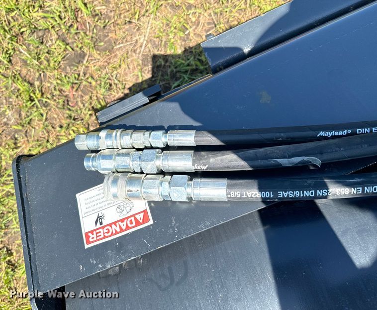 image for item DX0496 JCT skid steer roller