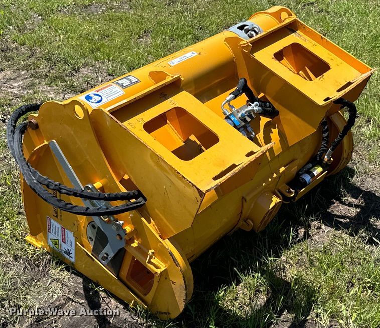 image for item DX0498 2023 LandHonor DCM-11-250G skid steer concrete mixer