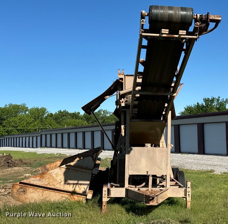 image for item DX0512 Screen USA BF35D2 top soil screen