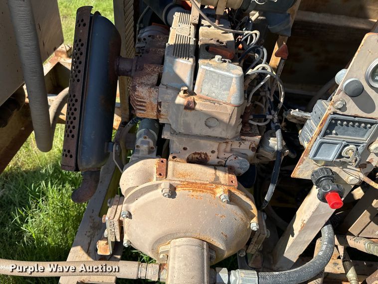 image for item DX0512 Screen USA BF35D2 top soil screen