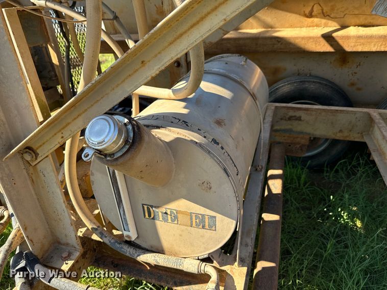 image for item DX0512 Screen USA BF35D2 top soil screen