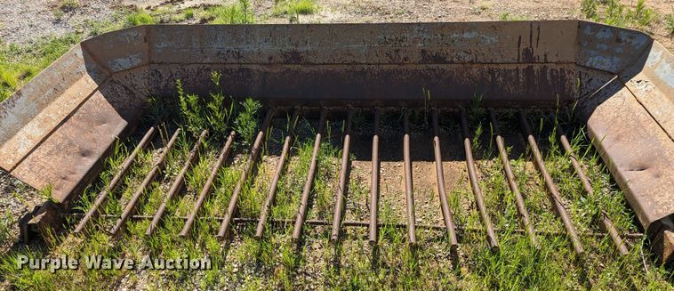 image for item DX0512 Screen USA BF35D2 top soil screen