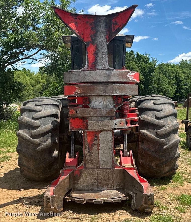 image for item DX0517 2013 Caterpillar 563C feller buncher
