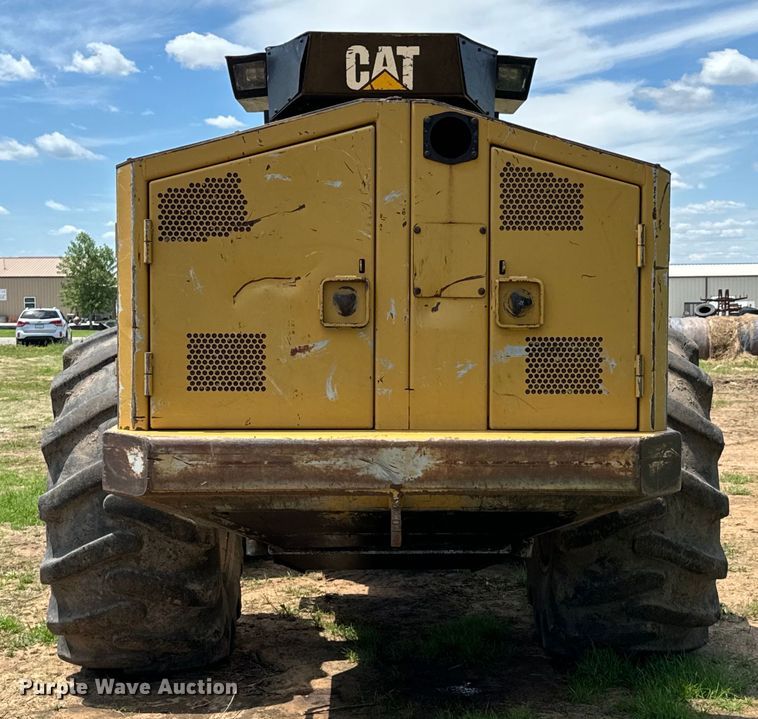image for item DX0517 2013 Caterpillar 563C feller buncher