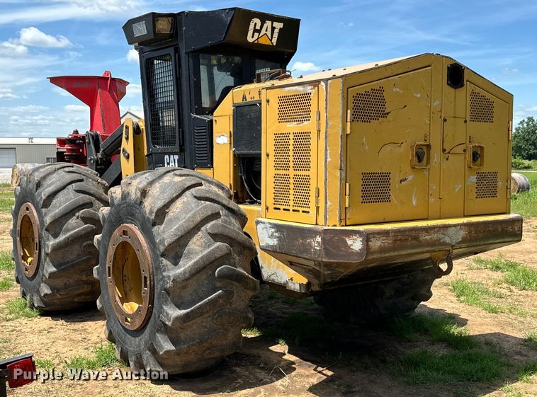 image for item DX0517 2013 Caterpillar 563C feller buncher