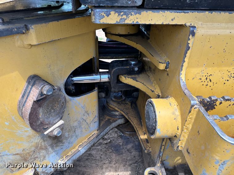 image for item DX0517 2013 Caterpillar 563C feller buncher