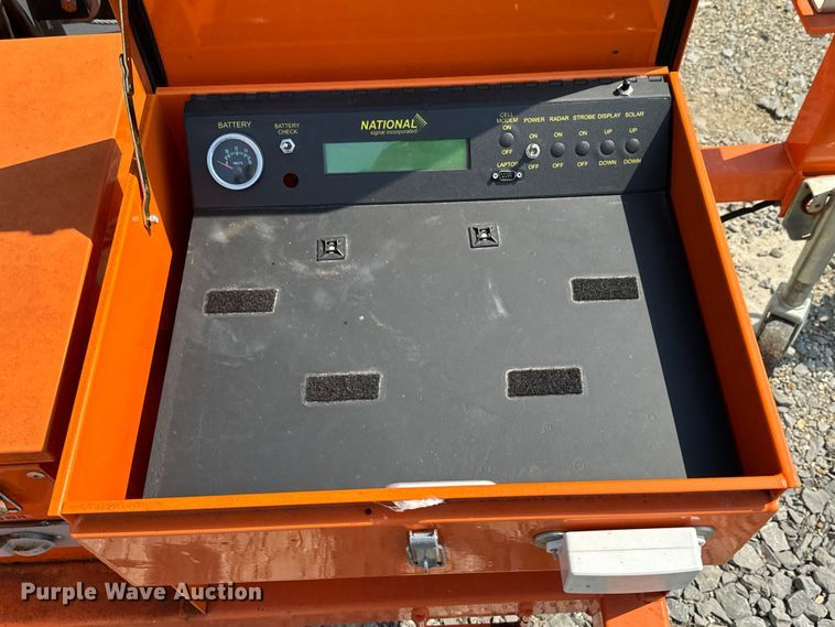 image for item DX0536 2018 National Signal SunRay message board trailer