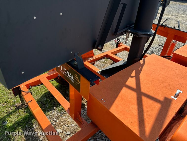 image for item DX0536 2018 National Signal SunRay message board trailer