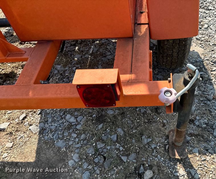 image for item DX0536 2018 National Signal SunRay message board trailer