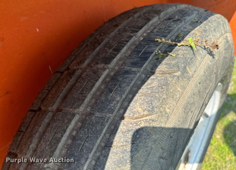 image for item DX0536 2018 National Signal SunRay message board trailer