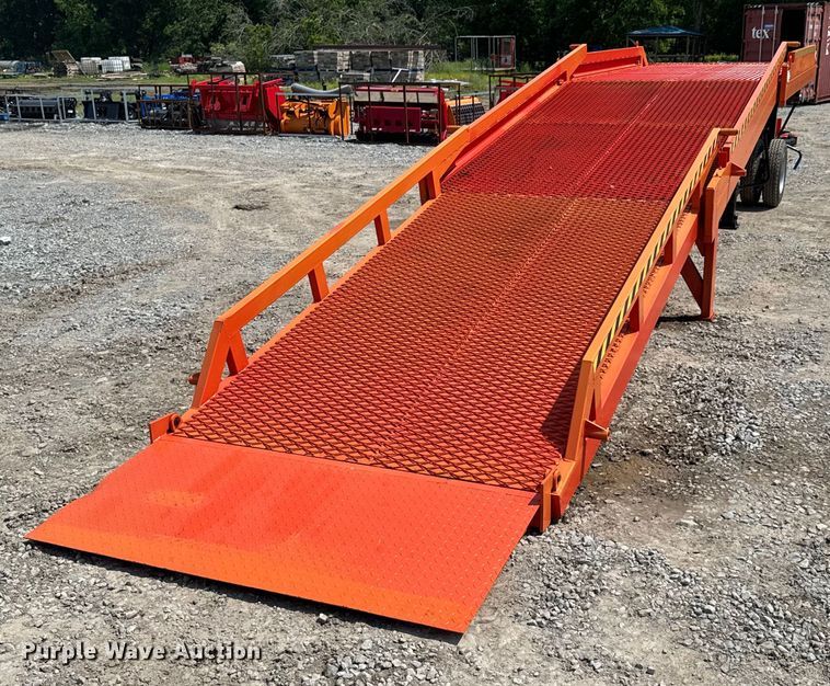 image for item DX0540 Mobile loading dock