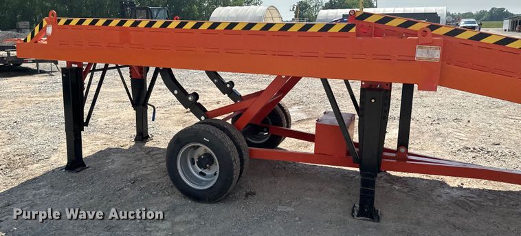 image for item DX0540 Mobile loading dock