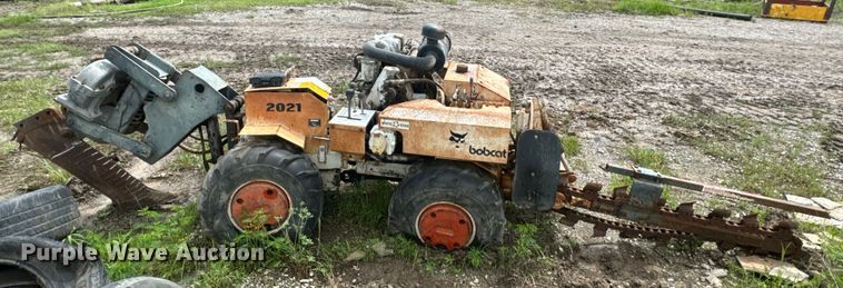 image for item DX0555 1990 Bobcat 2021 trencher