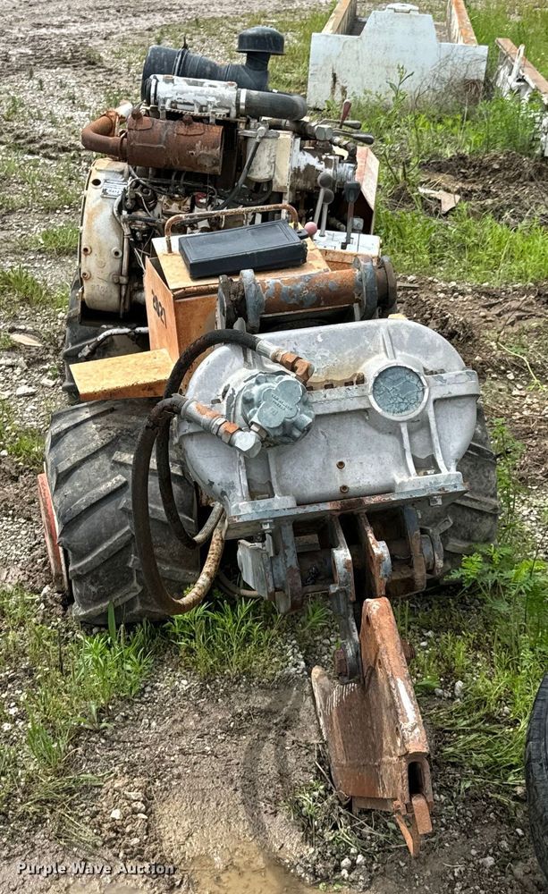image for item DX0555 1990 Bobcat 2021 trencher