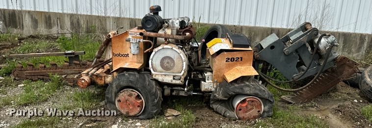 image for item DX0555 1990 Bobcat 2021 trencher