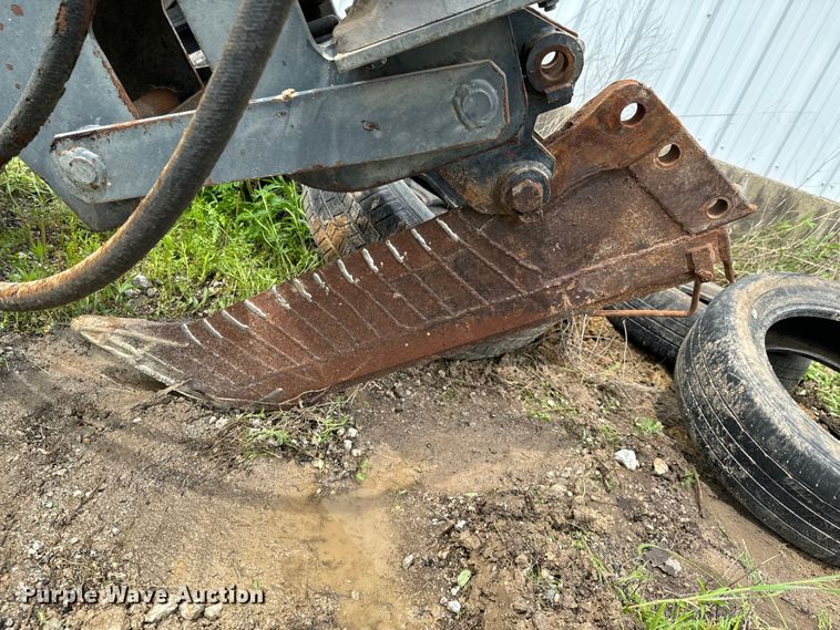 image for item DX0555 1990 Bobcat 2021 trencher