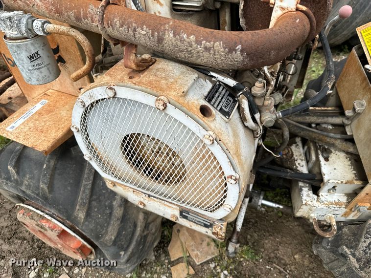 image for item DX0555 1990 Bobcat 2021 trencher