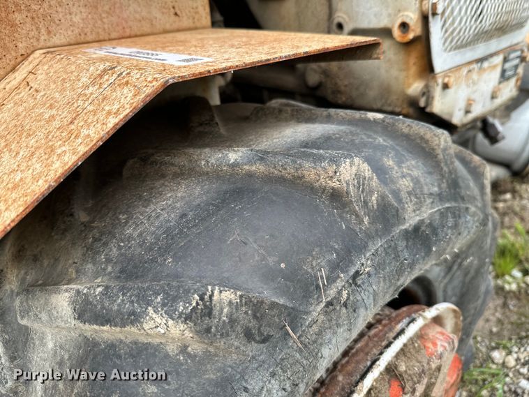 image for item DX0555 1990 Bobcat 2021 trencher