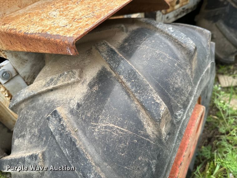 image for item DX0555 1990 Bobcat 2021 trencher