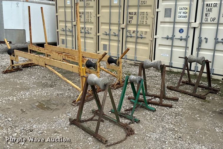 image for item DX0560 Pipe rolling racks