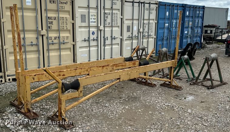 image for item DX0560 Pipe rolling racks