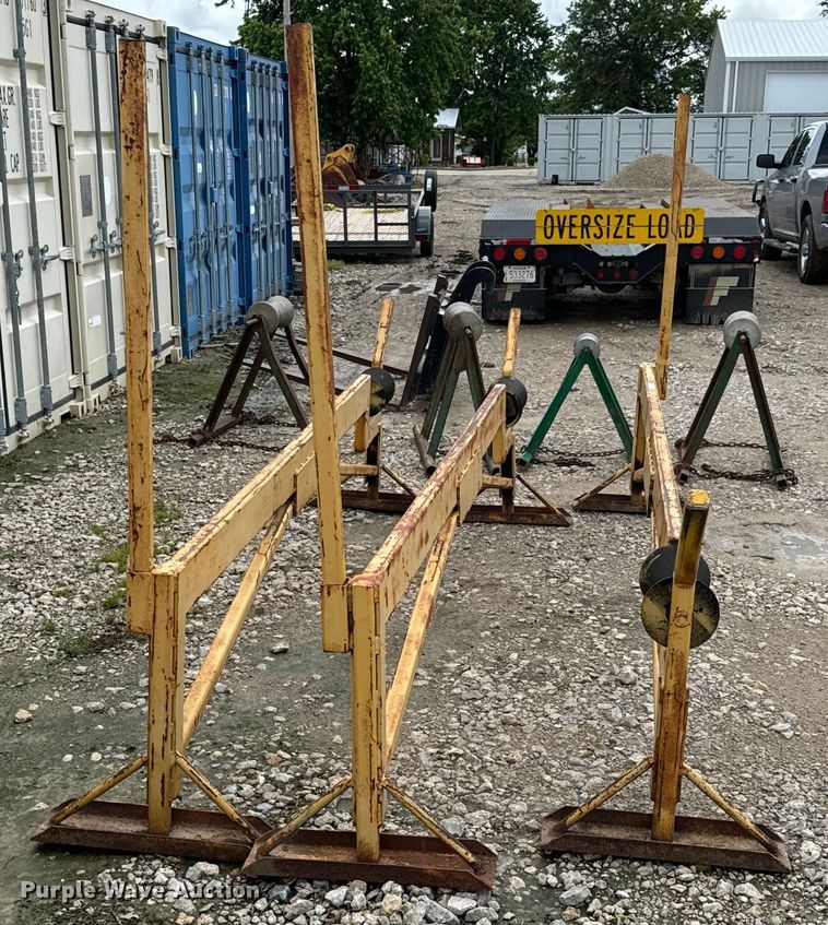 image for item DX0560 Pipe rolling racks