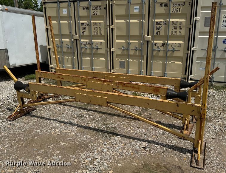 image for item DX0560 Pipe rolling racks