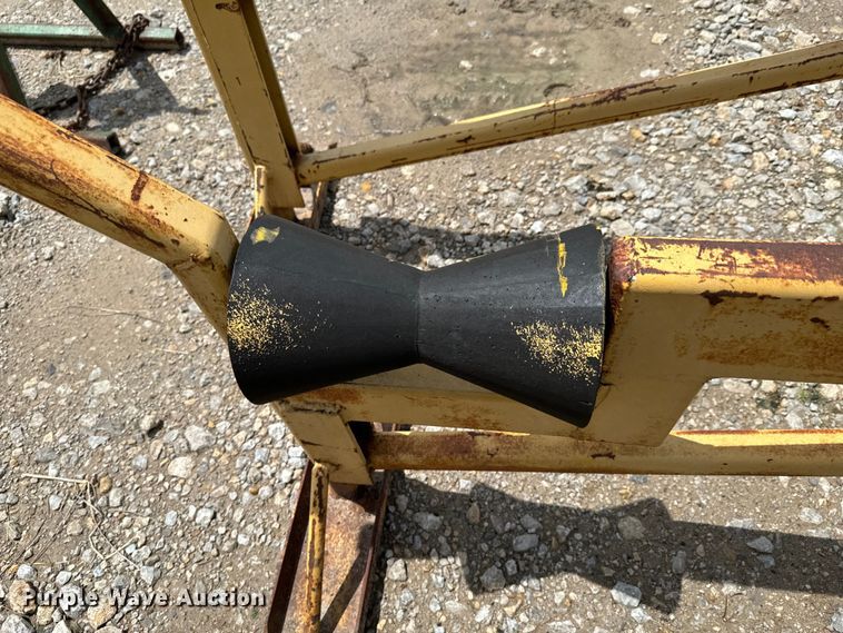 image for item DX0560 Pipe rolling racks