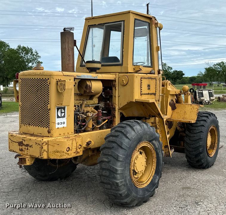image for item DX0561 1971 Caterpillar 930 wheel loader