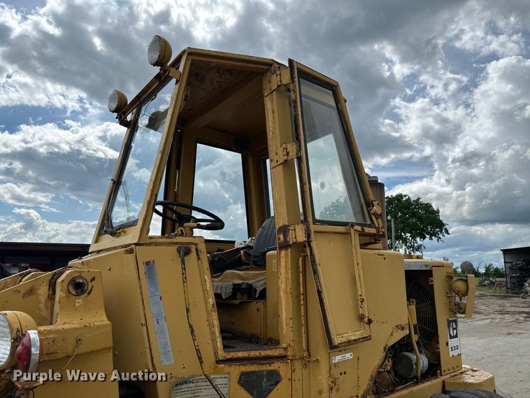 image for item DX0561 1971 Caterpillar 930 wheel loader