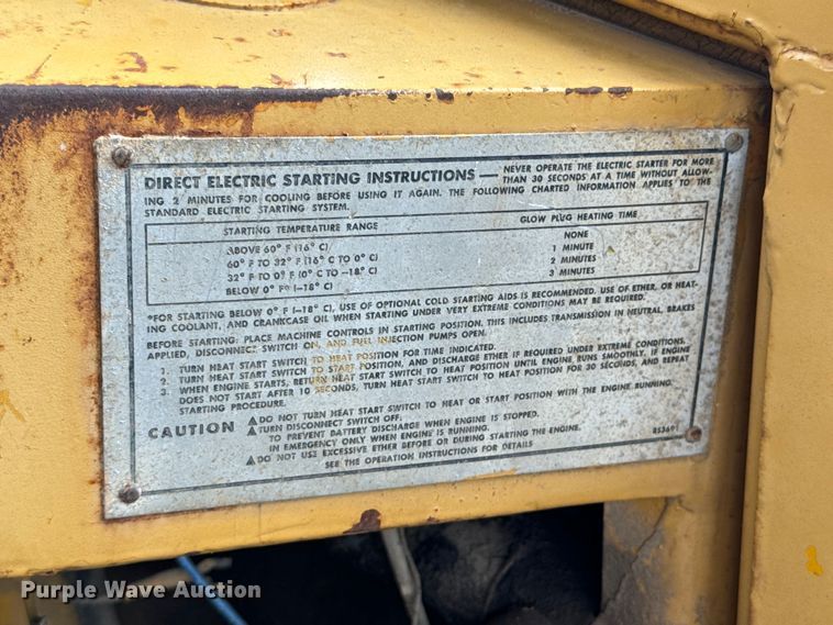 image for item DX0561 1971 Caterpillar 930 wheel loader