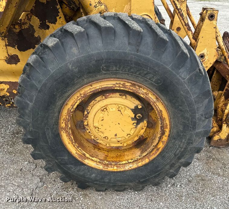 image for item DX0561 1971 Caterpillar 930 wheel loader