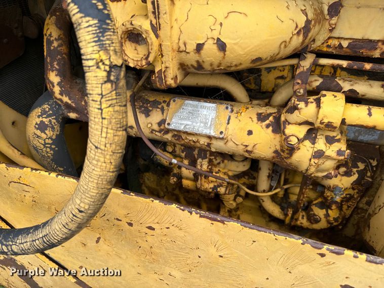 image for item DX0578 International TD15 dozer