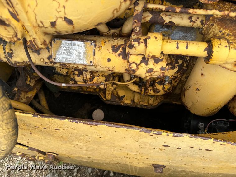 image for item DX0578 International TD15 dozer