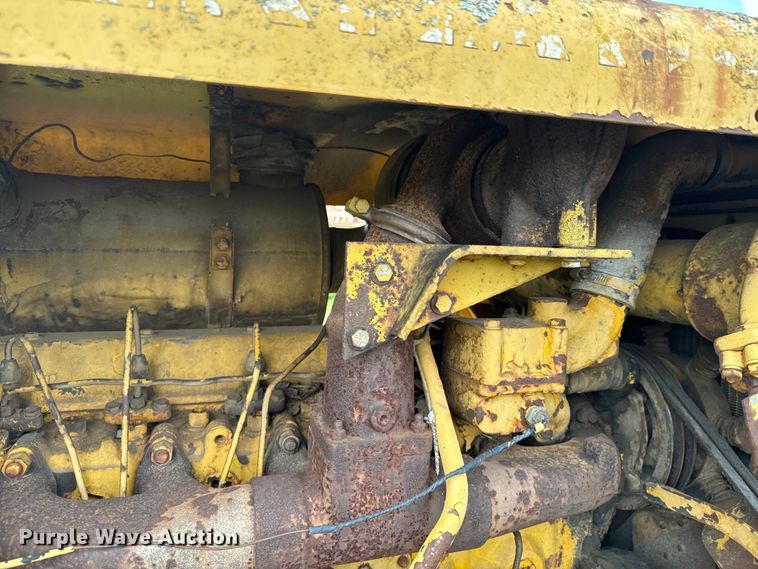 image for item DX0578 International TD15 dozer