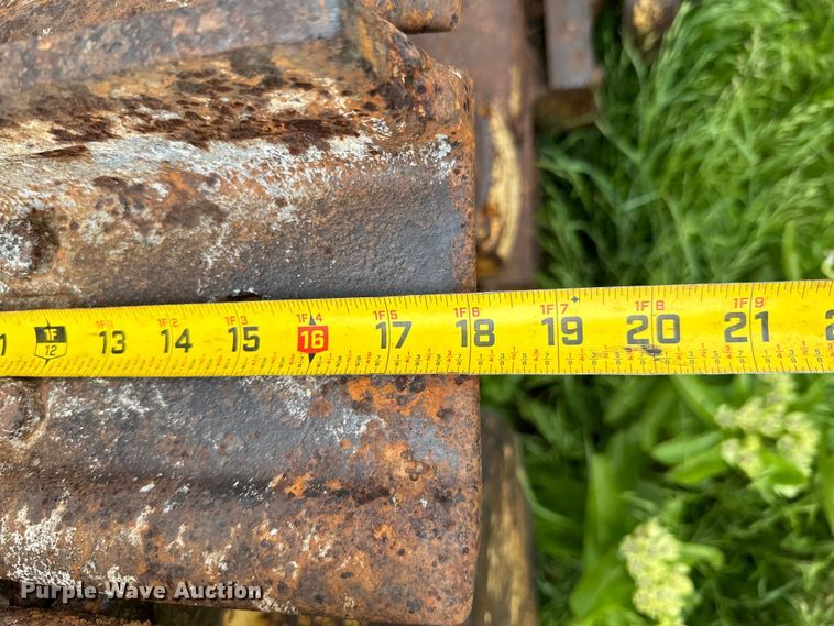 image for item DX0578 International TD15 dozer