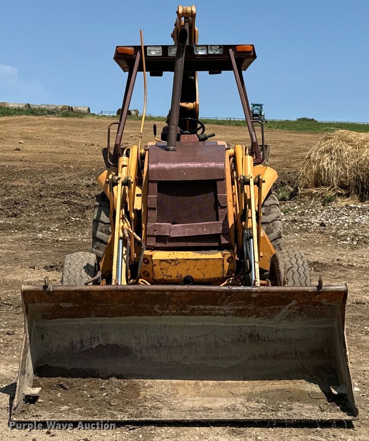 image for item DX0606 1988 Case 580K Construction King backhoe