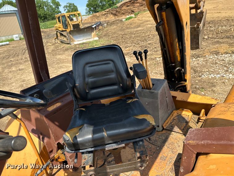image for item DX0606 1988 Case 580K Construction King backhoe