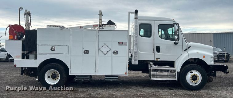 image for item EG1516 2010 Freightliner M2 Business Class  utility / service truck