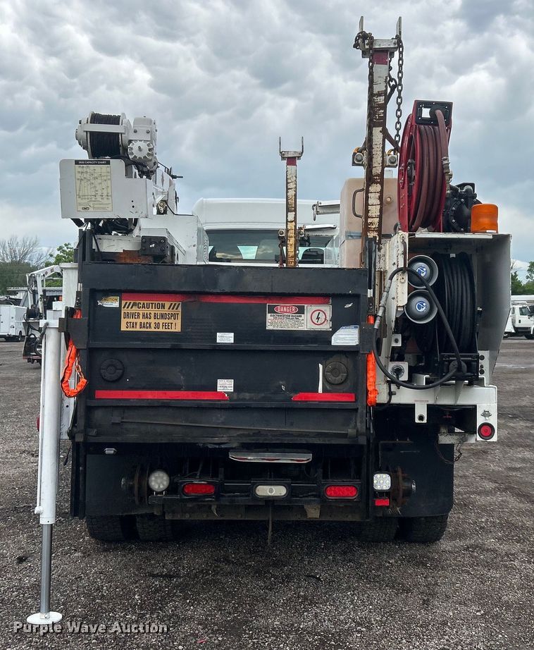 image for item EG1516 2010 Freightliner M2 Business Class  utility / service truck