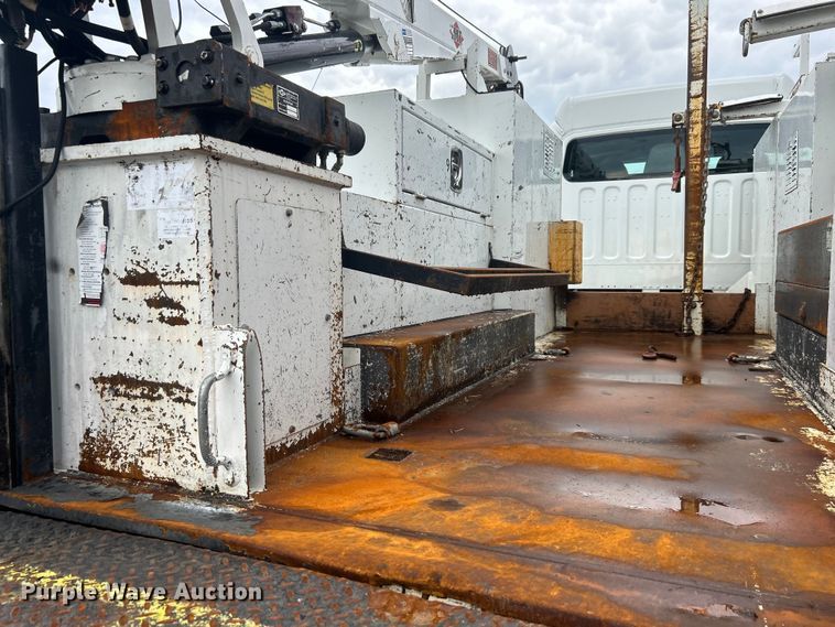 image for item EG1516 2010 Freightliner M2 Business Class  utility / service truck