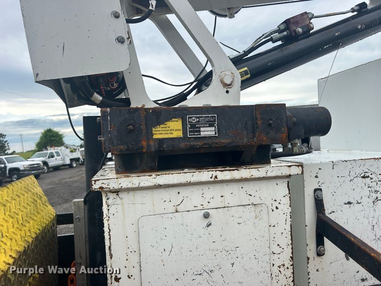 image for item EG1516 2010 Freightliner M2 Business Class  utility / service truck