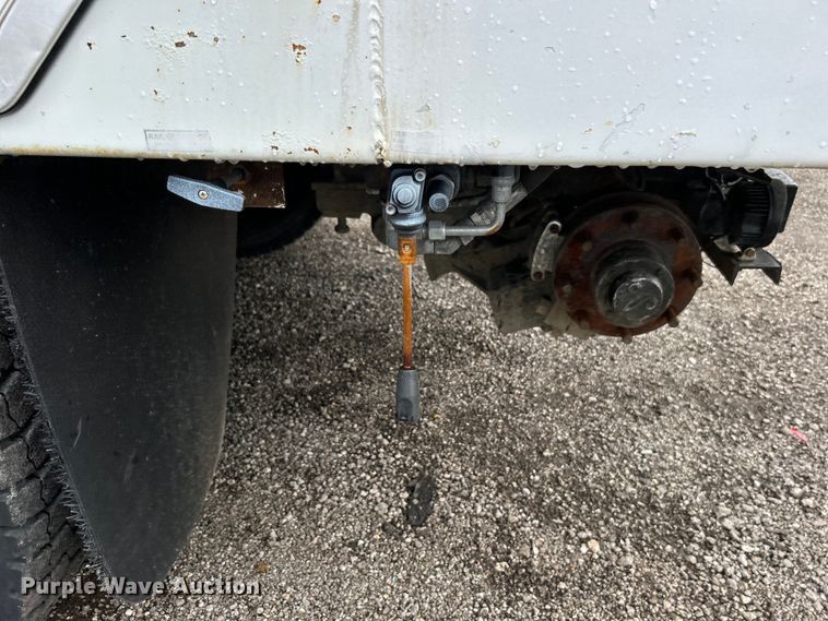 image for item EG1516 2010 Freightliner M2 Business Class  utility / service truck