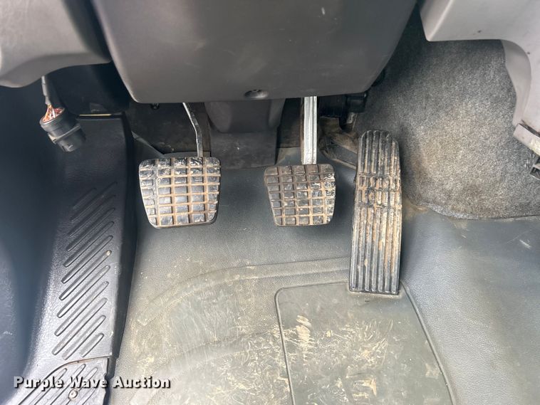 image for item EG1516 2010 Freightliner M2 Business Class  utility / service truck