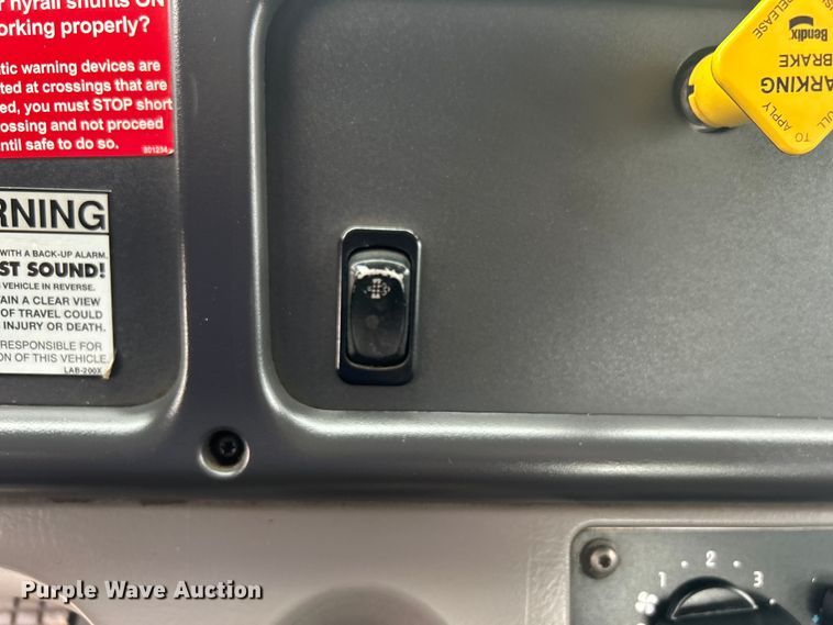 image for item EG1516 2010 Freightliner M2 Business Class  utility / service truck