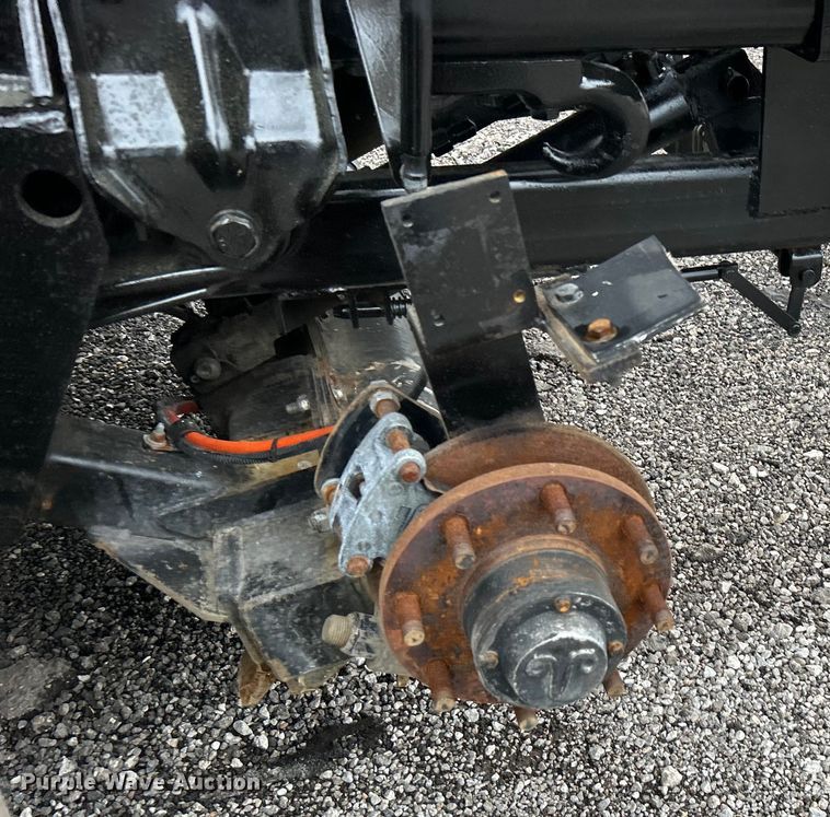 image for item EG1516 2010 Freightliner M2 Business Class  utility / service truck