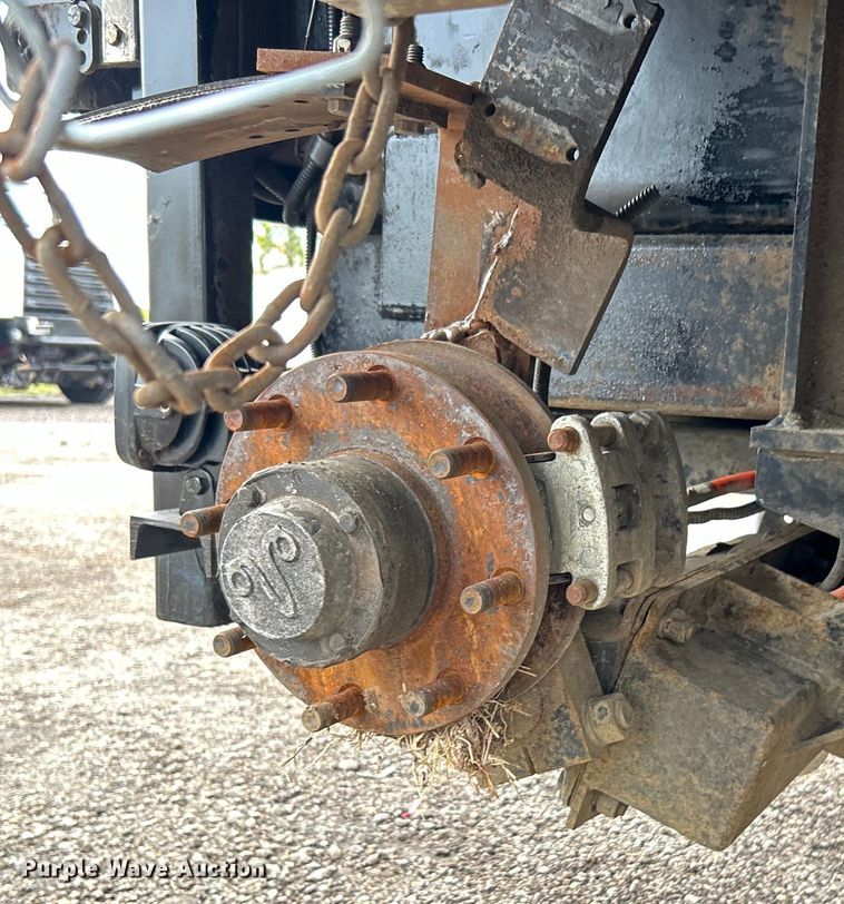 image for item EG1516 2010 Freightliner M2 Business Class  utility / service truck