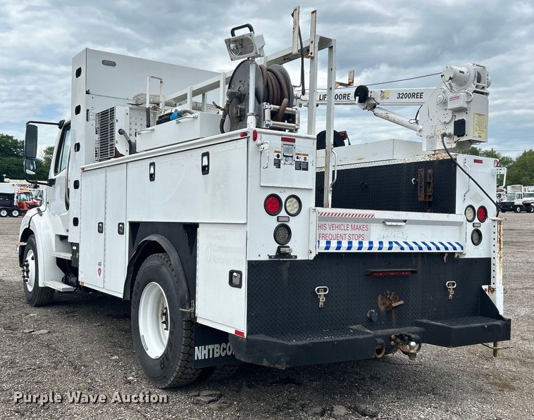 image for item EG1525 2015 Freightliner  M2 Business Class utility / service truck